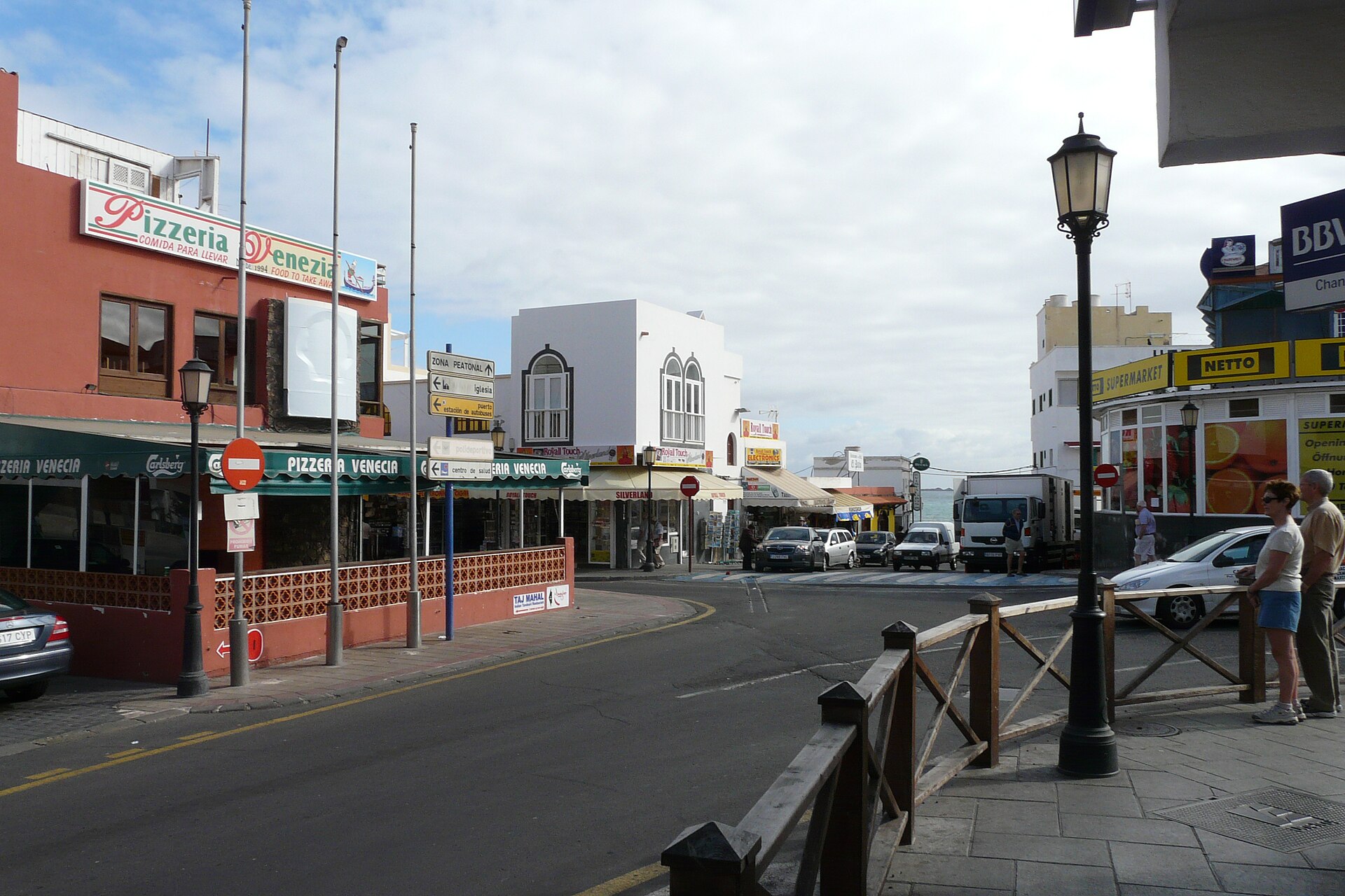 Compras en Fuerteventura: outlets, mercadillos y artesanía